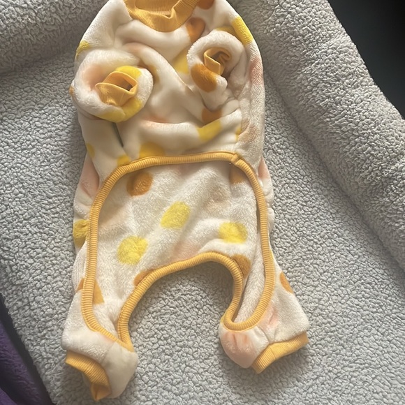 Winnie the Pooh pjs - Picture 2 of 6